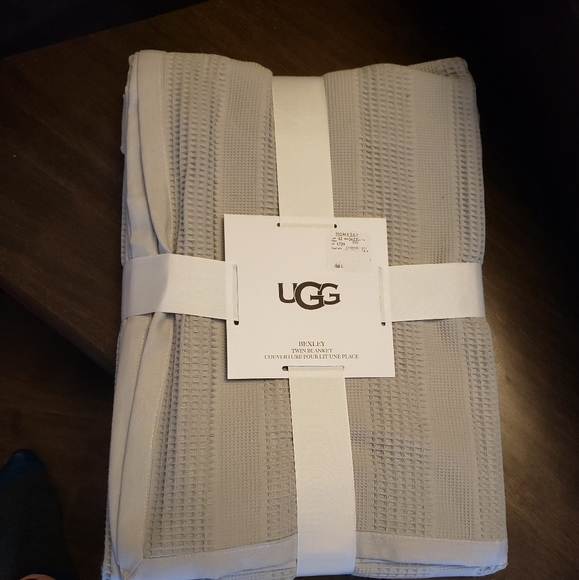 UGG Other - UGG twin blanket